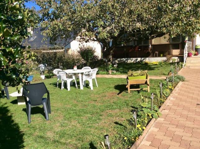 Maison Avec Veranda Proche Du Centre Ville Rignac  Buitenkant foto