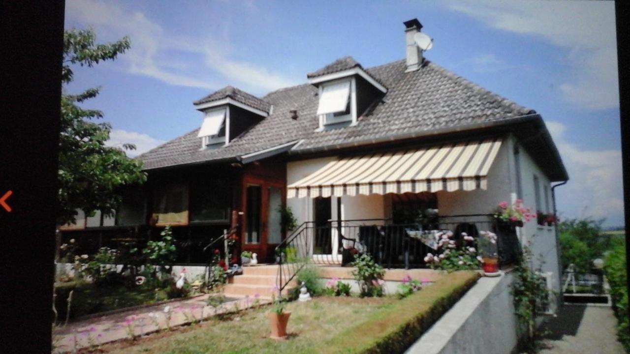 Maison Avec Veranda Proche Du Centre Ville Rignac  Buitenkant foto