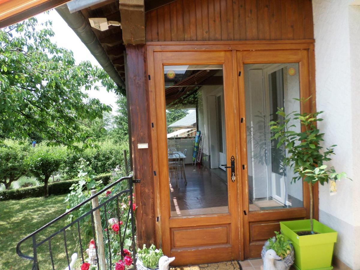 Maison Avec Veranda Proche Du Centre Ville Rignac  Buitenkant foto